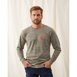 Remera Taverniti Mangas largas Titan